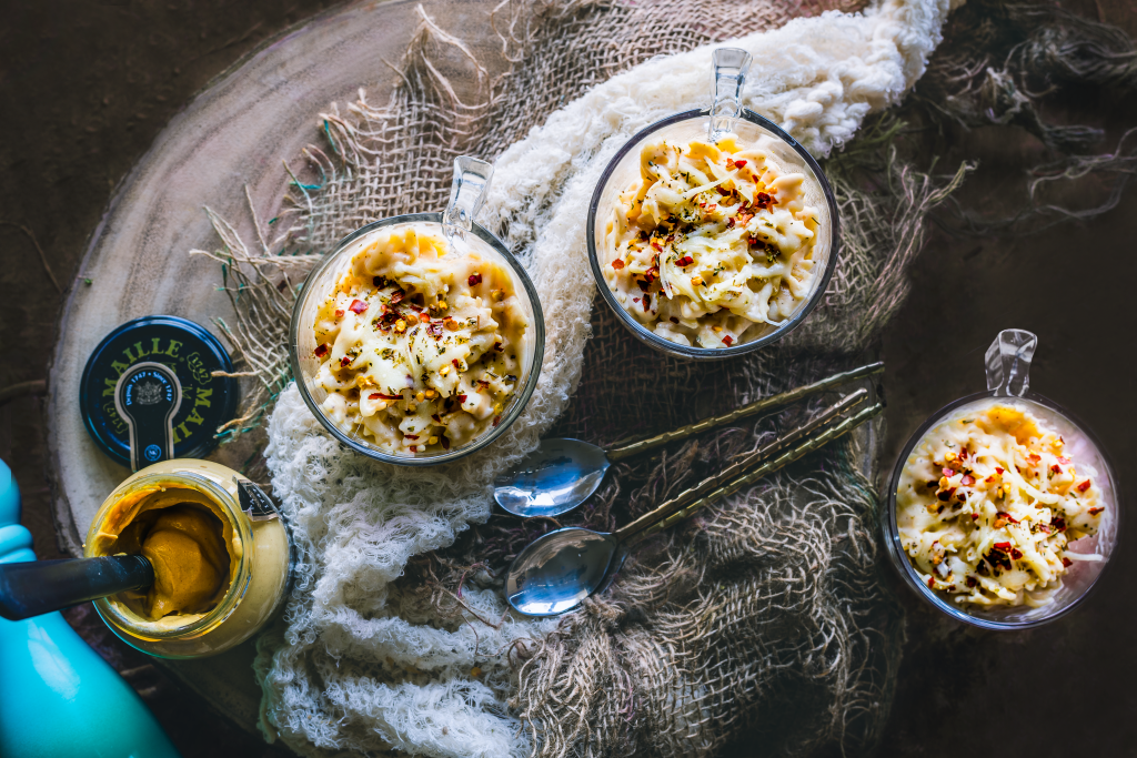 Vegetarian Alfredo Cheesy Mustard Mug Bake